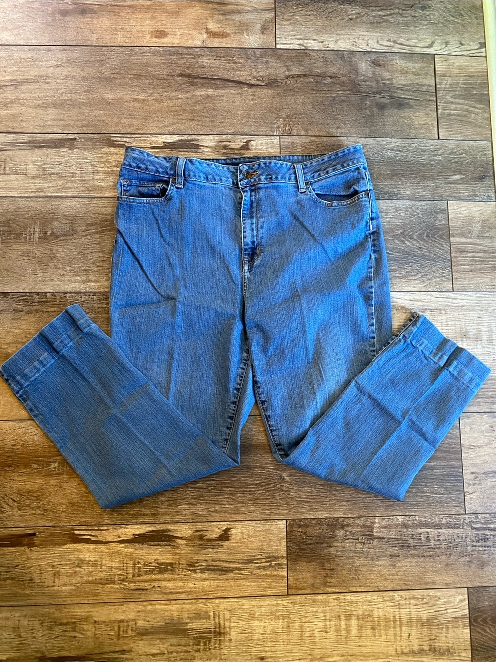 L.L. Bean Women’s Classic Straight Jeans in Medium Blue